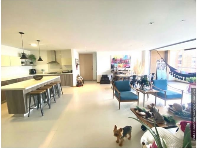 Apartamento de 3 alcobas en venta en Loma Del Esmeraldal, Envigado, 184 m² · foto 3 de 8