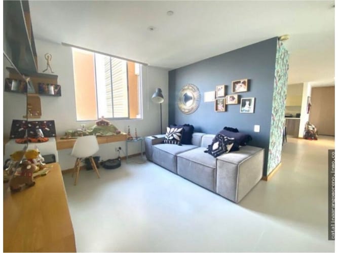 Apartamento de 3 alcobas en venta en Loma Del Esmeraldal, Envigado, 184 m² · foto 5 de 8