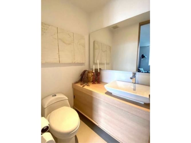 Apartamento de 3 alcobas en venta en Loma Del Esmeraldal, Envigado, 184 m² · foto 7 de 8