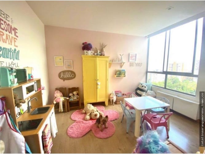 Apartamento de 3 alcobas en venta en Loma Del Esmeraldal, Envigado, 184 m² · foto 8 de 8