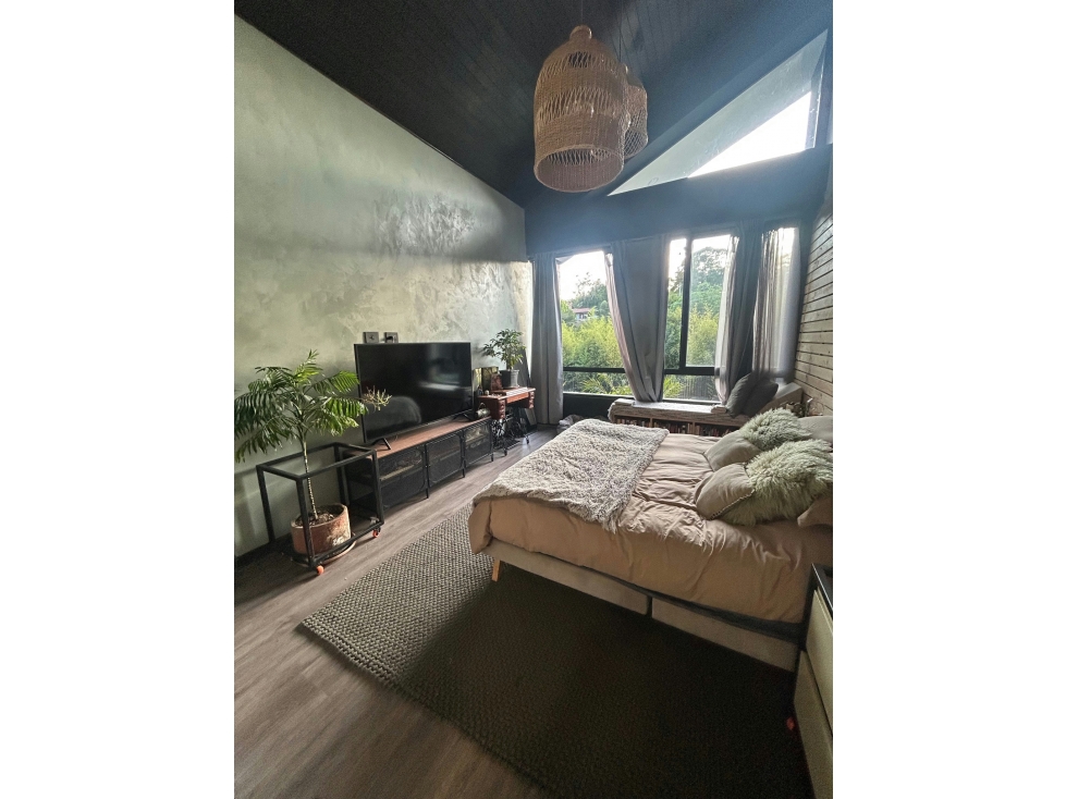 Apartamento en venta en Santa Elena, Medellín · foto 8 de 13