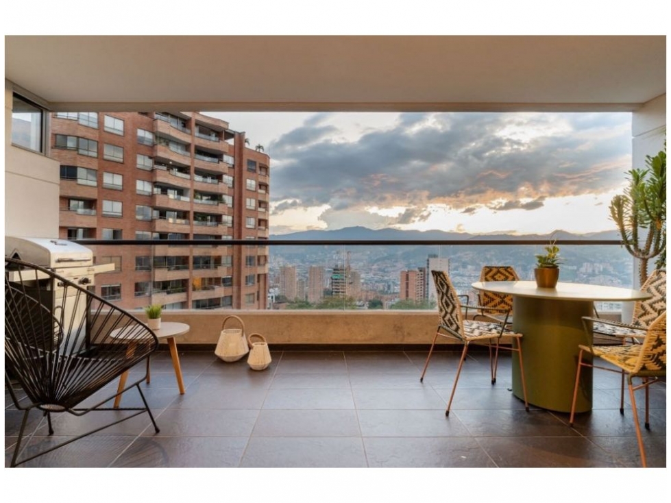 Apartamento en venta en El Poblado, Medellín · foto 6 de 24