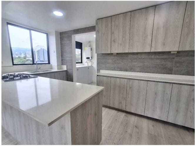 Apartamento de 3 alcobas en venta en Santa María De Los Ángeles, Medellín, 109 m² · foto 4 de 13