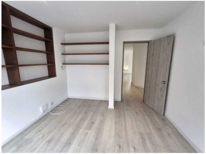 Apartamento de 3 alcobas en venta en Santa María De Los Ángeles, Medellín, 109 m² · foto 11 de 13