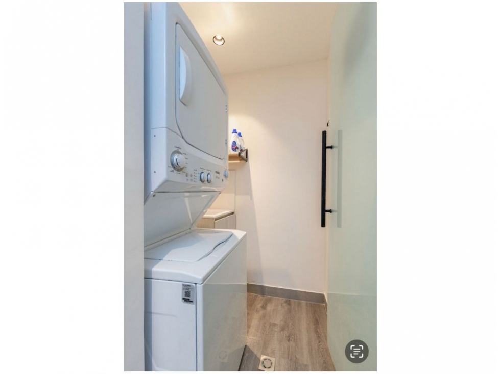 Apartamento en venta en El Poblado, Medellín · foto 20 de 24