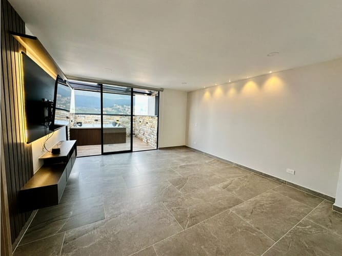 Apartamento de 3 alcobas en venta en Belén, Medellín, 140 m² · foto 11 de 19