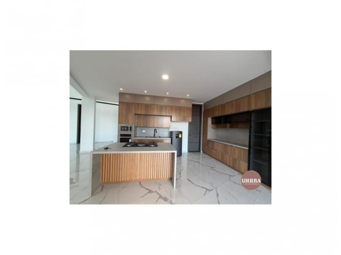 Casa de 5 alcobas en venta en La Ferreira, La Estrella, 926 m² · foto 5 de 20