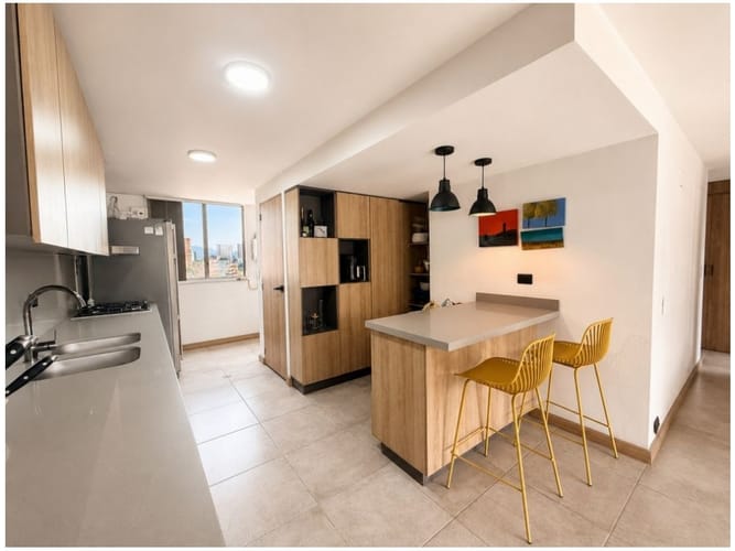 Apartamento de 3 alcobas en venta en El Poblado, Medellín, 101 m² · foto 9 de 24