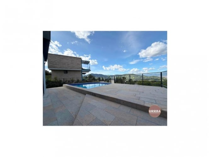 Casa de 5 alcobas en venta en La Ferreira, La Estrella, 926 m² · foto 11 de 20