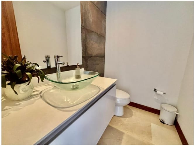 Apartamento de 3 alcobas en venta en Los Balsos, Medellín, 198 m² · foto 8 de 24