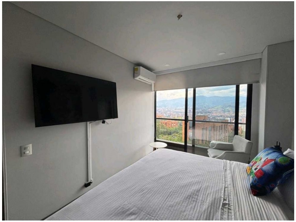 Apartamento en venta en El Poblado, Medellín · foto 3 de 20