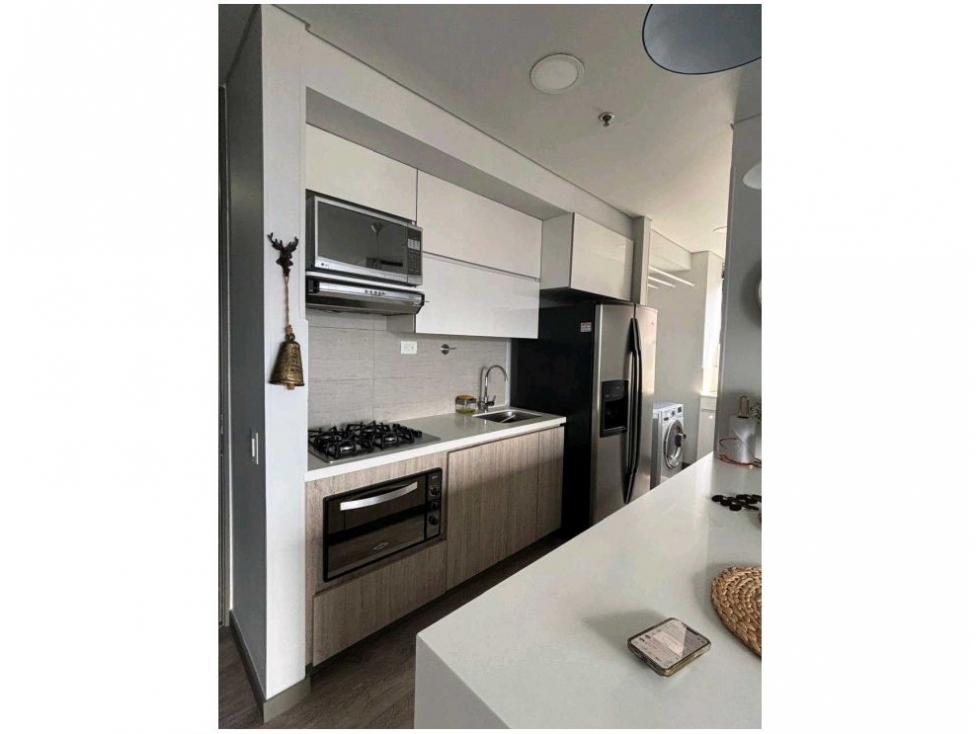 Apartamento en venta en El Poblado, Medellín · foto 9 de 20