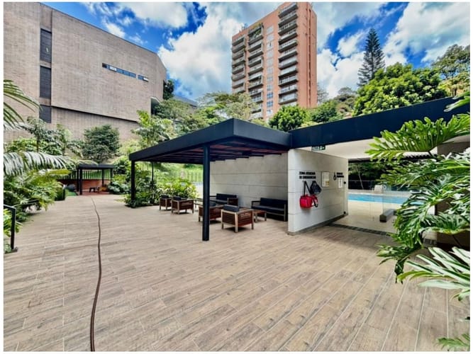 Apartamento de 3 alcobas en venta en Los Balsos, Medellín, 198 m² · foto 22 de 24