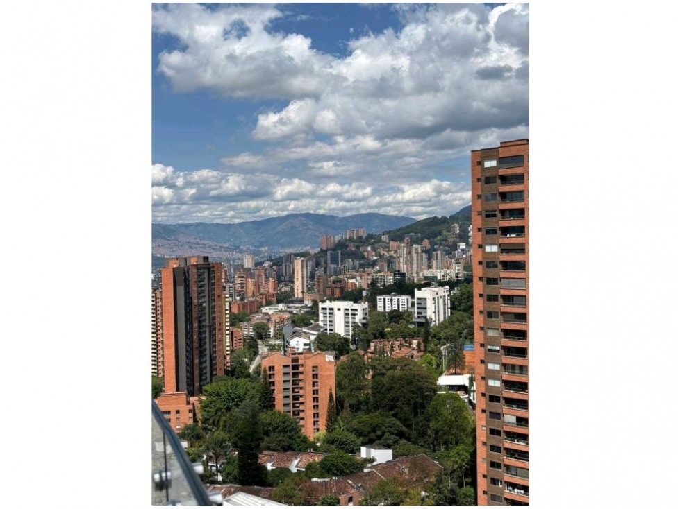 Apartamento en venta en El Poblado, Medellín · foto 20 de 20
