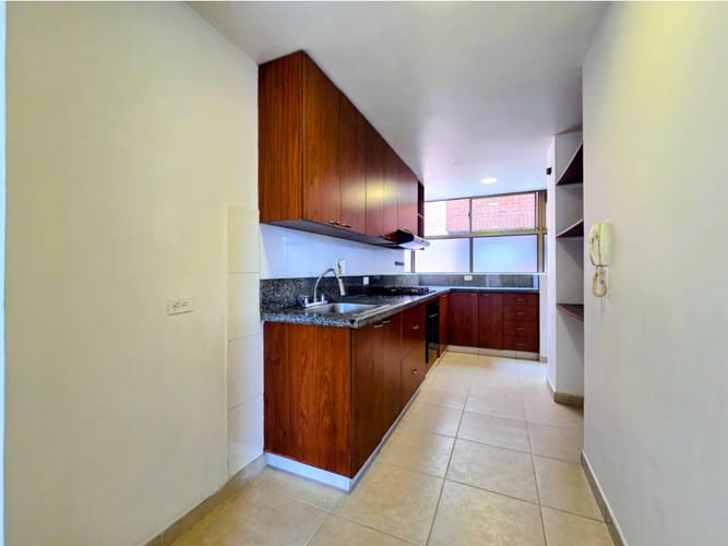 Apartamento de 2 alcobas en venta en El Poblado, Medellín, 130 m² · foto 18 de 24