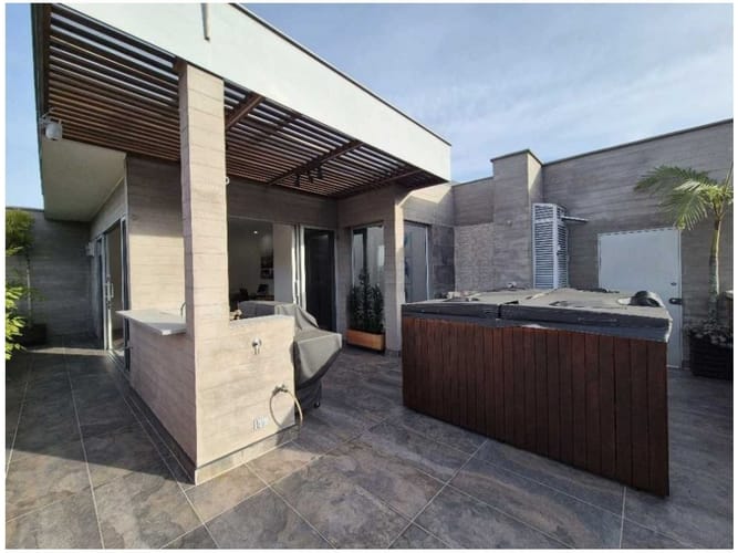 Apartamento de 3 alcobas en venta en Urbanización Las Cumbres, Envigado, 168 m² · foto 3 de 24