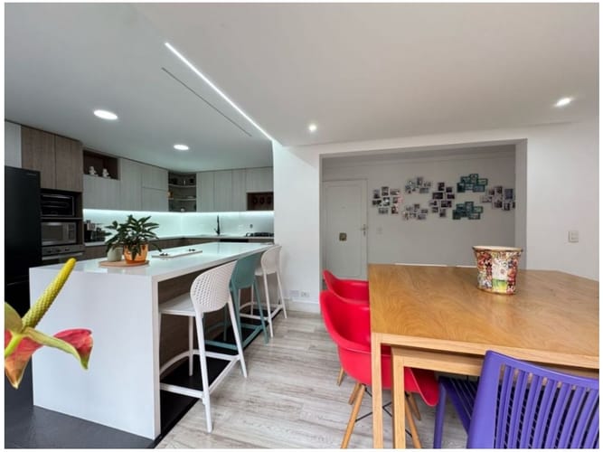 Apartamento de 2 alcobas en venta en El Poblado, Medellín, 162 m² · foto 6 de 24
