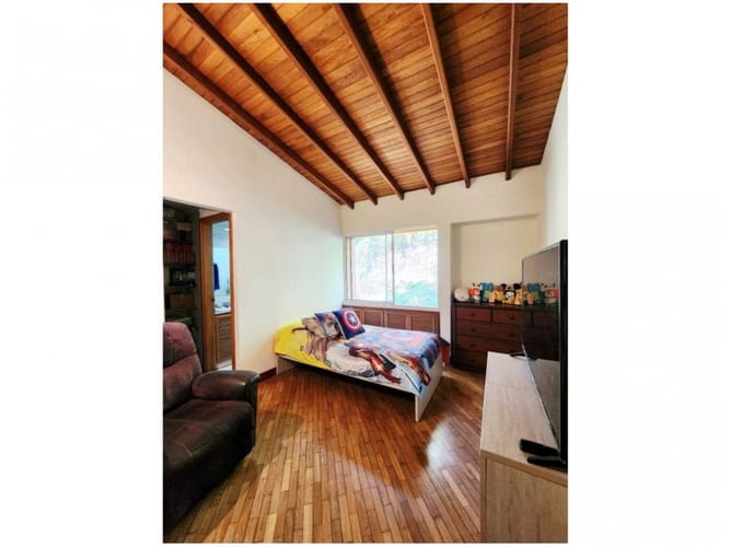 Casa de 4 alcobas en venta en El Poblado, Medellín, 286 m² · foto 17 de 17