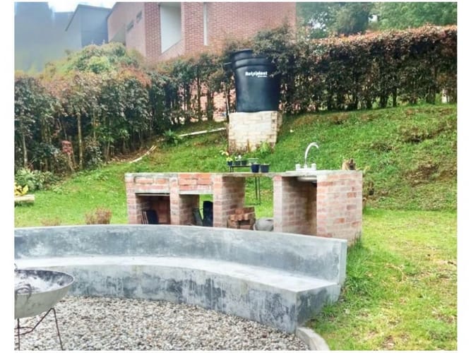 Casa de 3 alcobas en venta en Loma Del Escobero, Envigado · foto 4 de 14