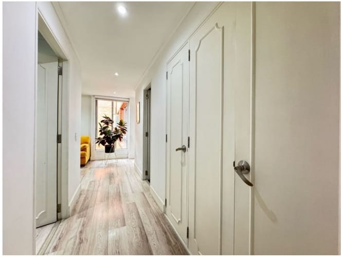 Apartamento de 2 alcobas en venta en El Poblado, Medellín, 162 m² · foto 16 de 24