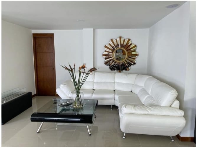 Casa de 3 alcobas en venta en Escobero, Envigado, 290 m² · foto 5 de 24