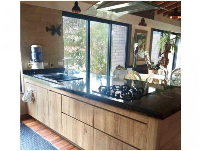 Casa de 3 alcobas en venta en Loma Del Escobero, Envigado · foto 11 de 14