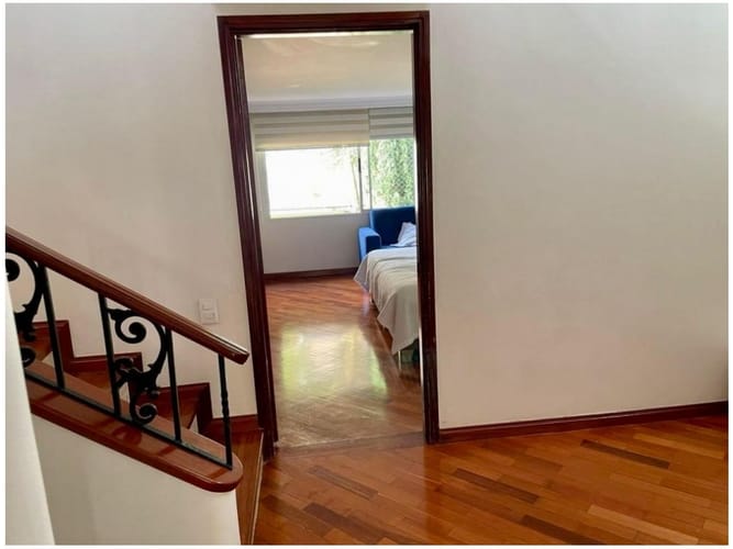 Casa de 4 alcobas en venta en Castropol, Medellín, 328 m² · foto 10 de 24