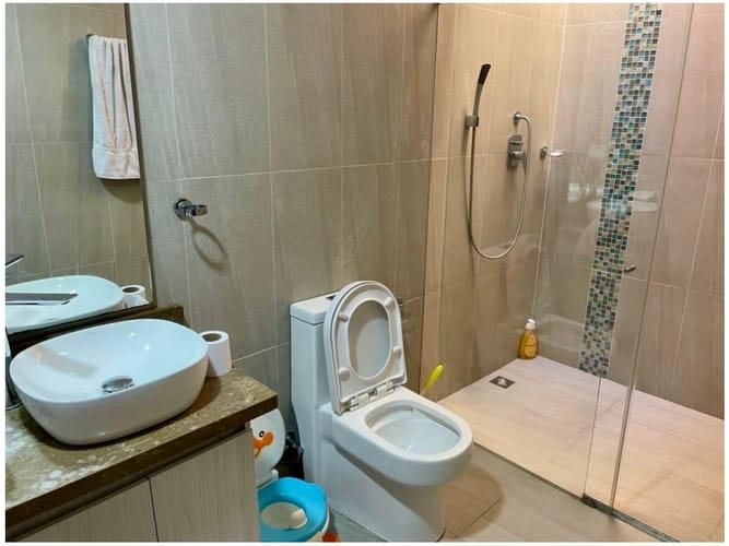 Casa de 4 alcobas en venta en Castropol, Medellín, 328 m² · foto 13 de 24