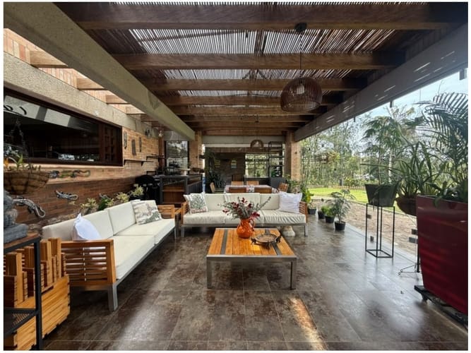 Casa de 6 alcobas en venta en Carrizales, Envigado · foto 12 de 24