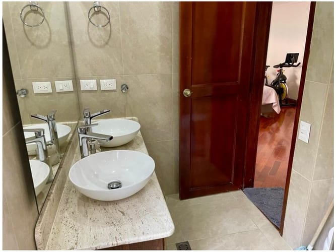 Casa de 4 alcobas en venta en Castropol, Medellín, 328 m² · foto 19 de 24