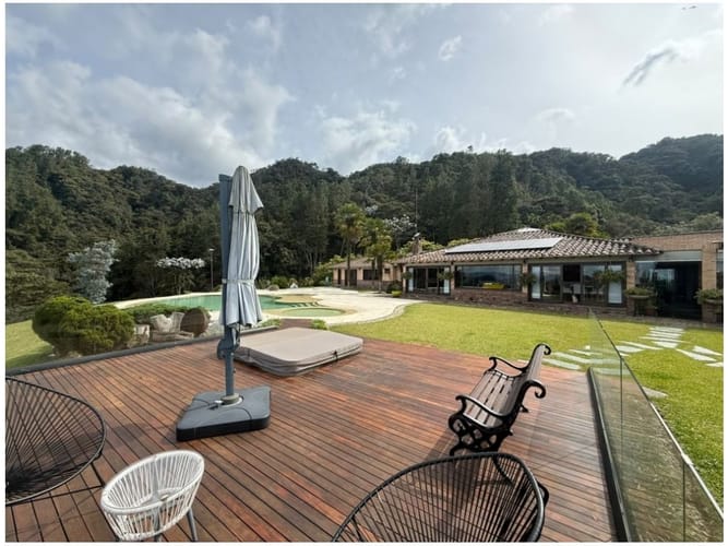 Casa de 6 alcobas en venta en Carrizales, Envigado · foto 17 de 24
