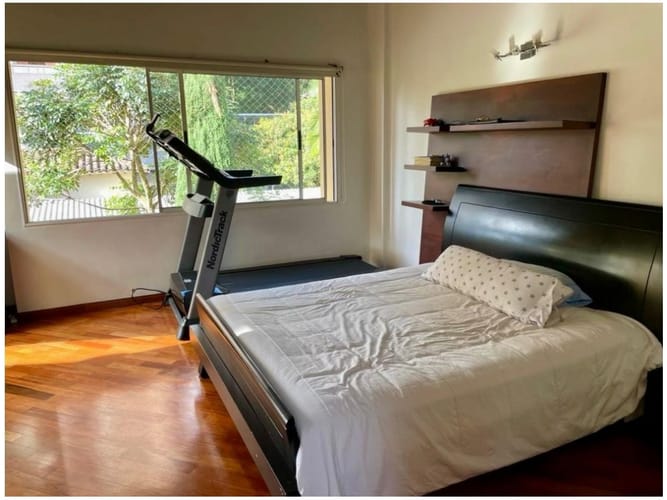 Casa de 4 alcobas en venta en Castropol, Medellín, 328 m² · foto 23 de 24