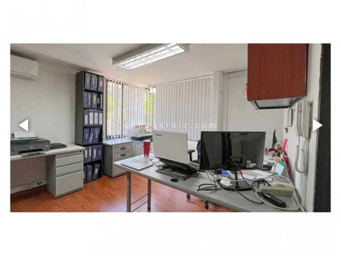 Casa de 7 alcobas en venta en La Florida, Medellín, 420 m² · foto 2 de 5