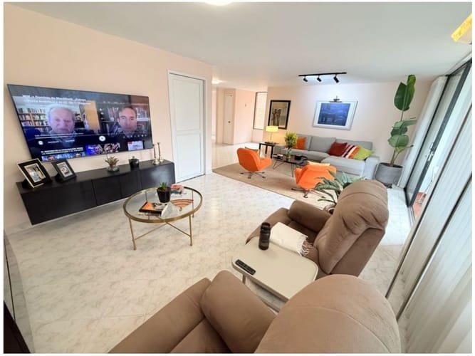 Apartamento de 3 alcobas en venta en El Poblado, Medellín, 168 m² · foto 2 de 20