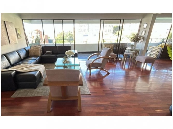 Apartamento en venta en El Poblado, Medellín · foto 7 de 20