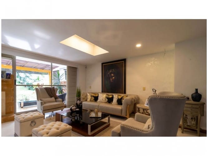 Casa de 4 alcobas en venta en Vegas De La Doctora, Sabaneta, 300 m² · foto 4 de 16