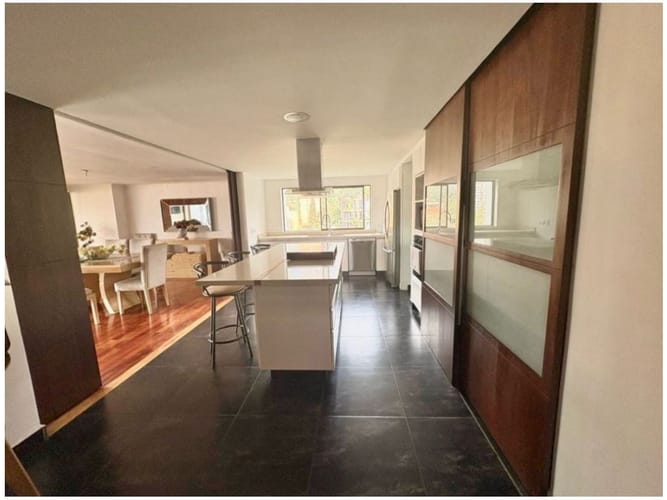 Apartamento en venta en El Poblado, Medellín · foto 9 de 20
