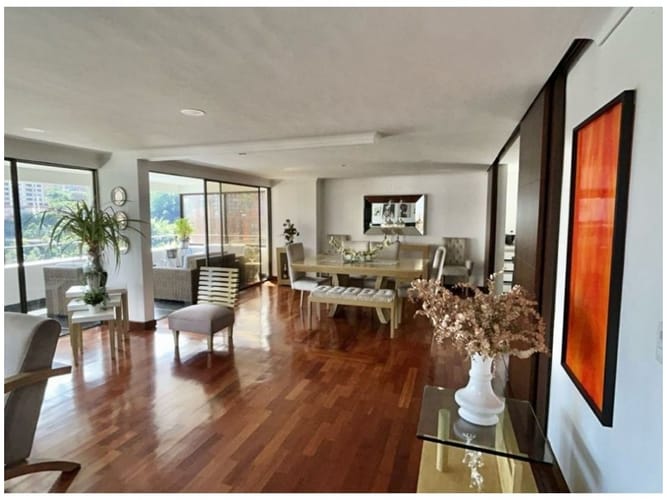 Apartamento en venta en El Poblado, Medellín · foto 12 de 20