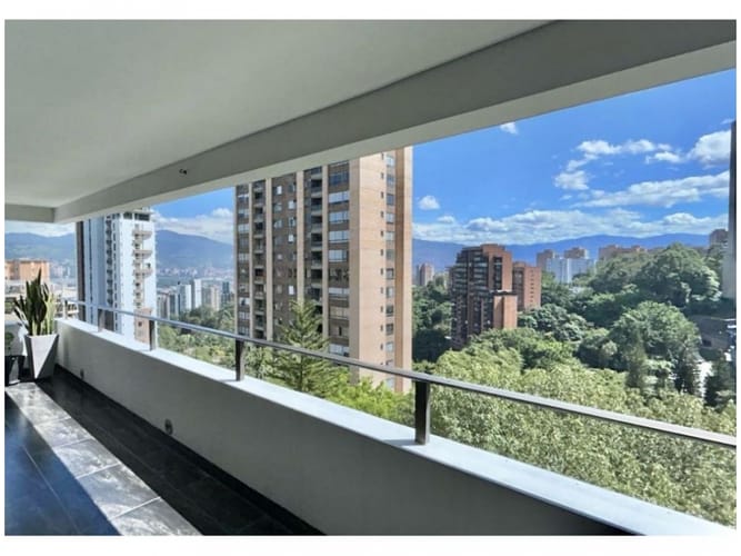 Apartamento en venta en El Poblado, Medellín · foto 14 de 20