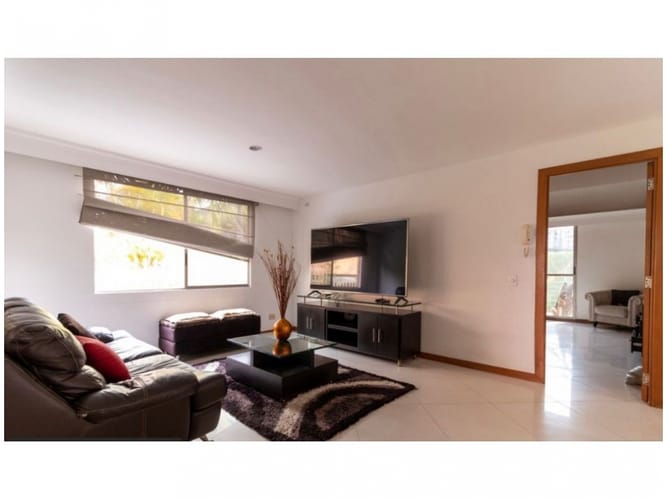 Casa de 4 alcobas en venta en Vegas De La Doctora, Sabaneta, 300 m² · foto 10 de 16
