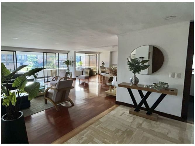 Apartamento en venta en El Poblado, Medellín · foto 15 de 20