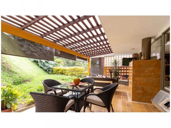 Casa de 4 alcobas en venta en Vegas De La Doctora, Sabaneta, 300 m² · foto 14 de 16