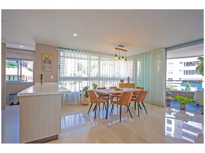 Apartamento de 3 alcobas en venta en Castropol, Medellín, 164 m² · foto 7 de 24