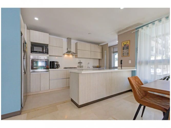 Apartamento de 3 alcobas en venta en Castropol, Medellín, 164 m² · foto 8 de 24