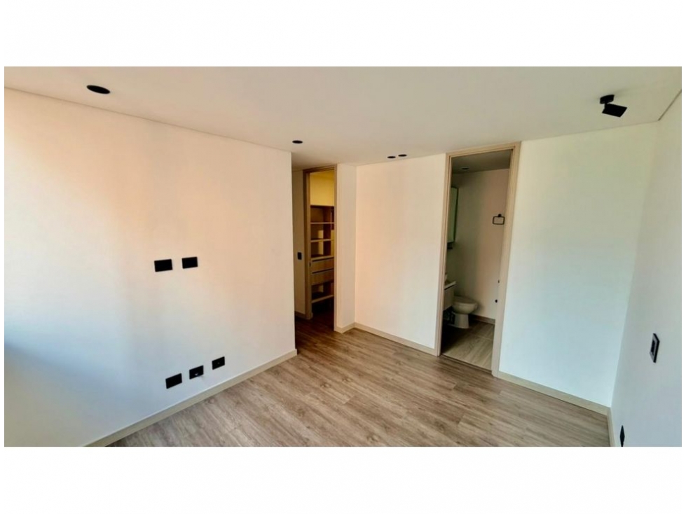 Apartamento en venta en Camino Verde, Envigado · foto 14 de 24