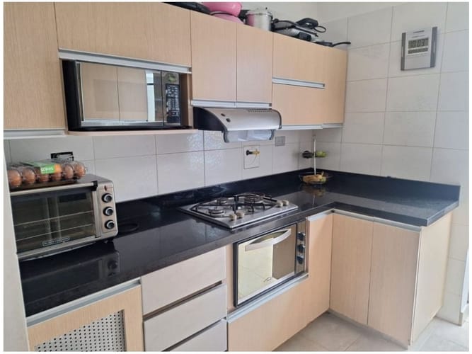 Casa de 3 alcobas en venta en El Esmeraldal, Envigado, 245 m² · foto 9 de 10