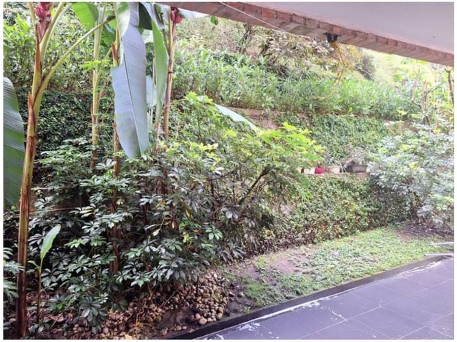Casa de 3 alcobas en venta en El Esmeraldal, Envigado, 245 m² · foto 10 de 10