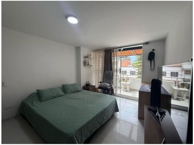 Apartamento de 2 alcobas en venta en Laureles, Medellín, 82 m² · foto 5 de 15