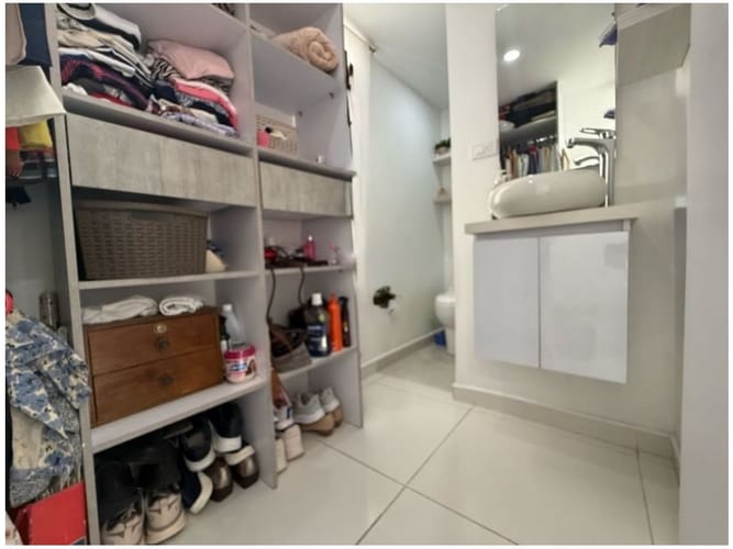 Apartamento de 2 alcobas en venta en Laureles, Medellín, 82 m² · foto 11 de 15