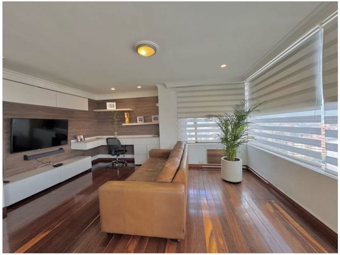 Apartamento de 4 alcobas en venta en Los Balsos, Medellín, 250 m² · foto 3 de 22